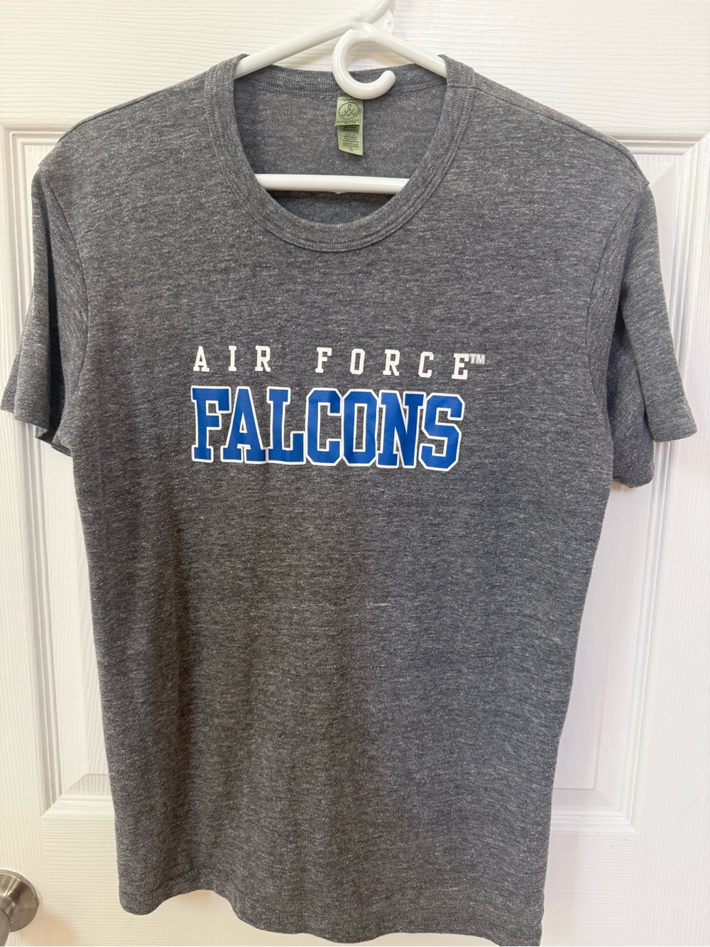 Women’s Gray Short-Sleeve 'Air Force Falcons' Tee